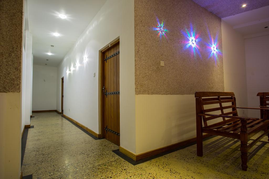 The Tenth Hotel Элла Экстерьер фото